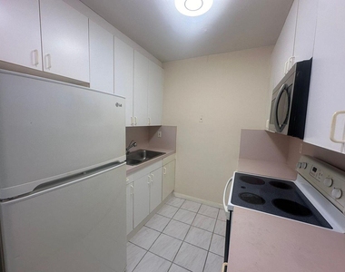 2170 Ne 51st Court - Photo Thumbnail 5