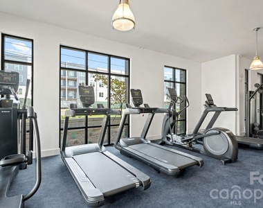 2314 Berryhill Road - Photo Thumbnail 9