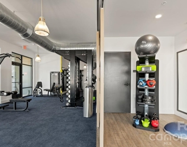 2314 Berryhill Road - Photo Thumbnail 7