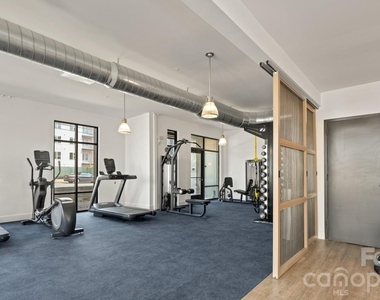 2314 Berryhill Road - Photo Thumbnail 8