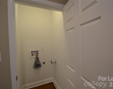432 Keswick Avenue - Photo Thumbnail 9