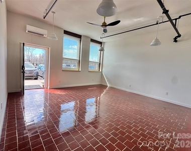 510 S College Street - Photo Thumbnail 19