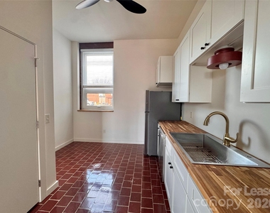 510 S College Street - Photo Thumbnail 18