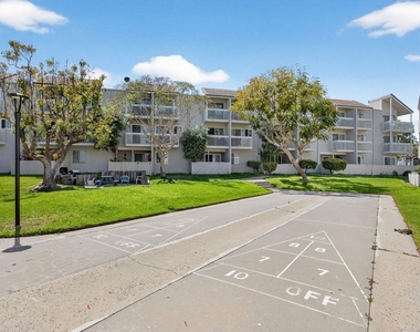 225 S Ventura Road - Photo Thumbnail 19