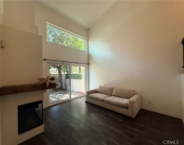 3713 Calle Curacso - Photo Thumbnail 6