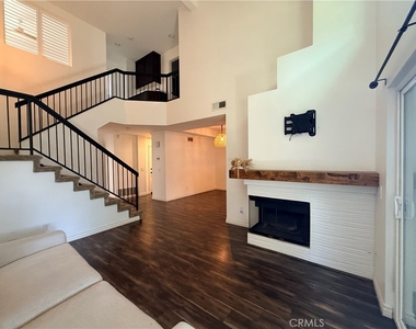 3713 Calle Curacso - Photo Thumbnail 8
