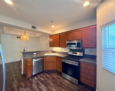 3713 Calle Curacso - Photo Thumbnail 2