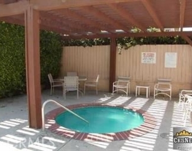 17807 Devonshire Street - Photo Thumbnail 32
