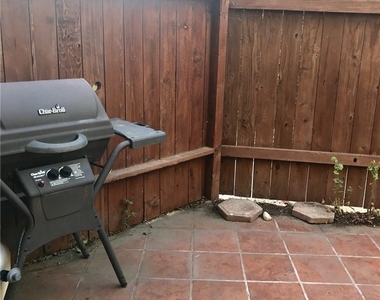 17807 Devonshire Street - Photo Thumbnail 28