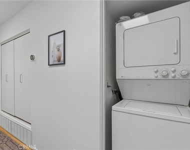 3880 Fredonia Drive - Photo Thumbnail 13