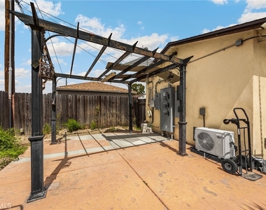 14829 Longworth - Photo Thumbnail 5
