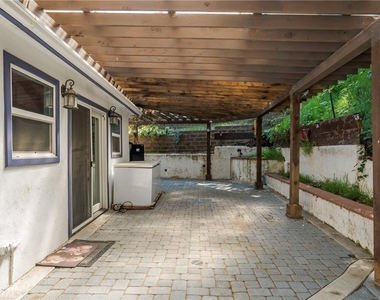 3791 Multiview Drive - Photo Thumbnail 25