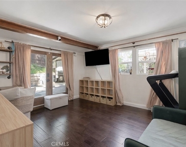 3791 Multiview Drive - Photo Thumbnail 33