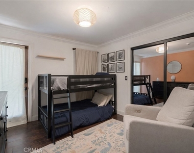 3791 Multiview Drive - Photo Thumbnail 20