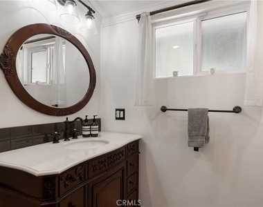 3791 Multiview Drive - Photo Thumbnail 22