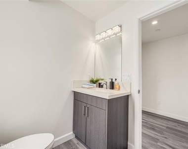 4410 Bowman Blvd - Photo Thumbnail 8