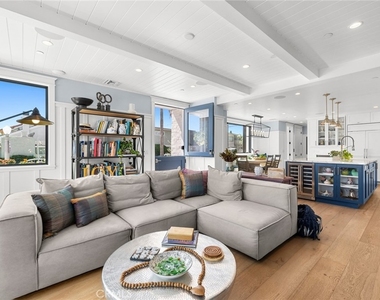 201 Opal Avenue - Photo Thumbnail 4
