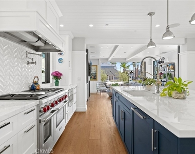 201 Opal Avenue - Photo Thumbnail 3