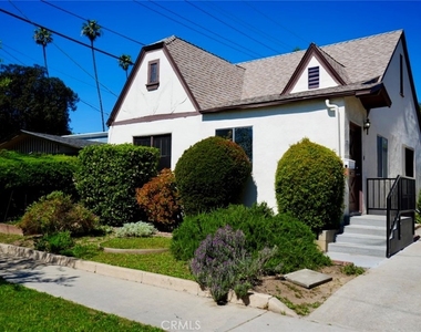 2117 Verde - Photo Thumbnail 1