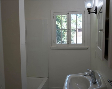 2117 Verde - Photo Thumbnail 9