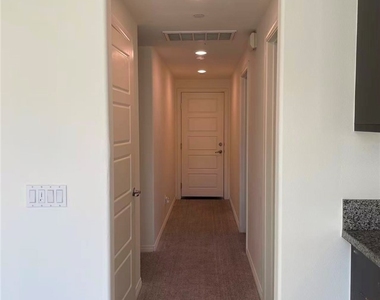 13245 Winslow - Photo Thumbnail 8
