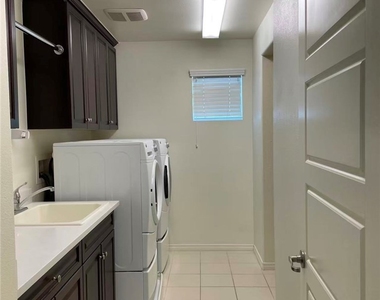 13245 Winslow - Photo Thumbnail 18
