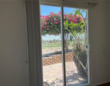 77184 California Drive - Photo Thumbnail 9
