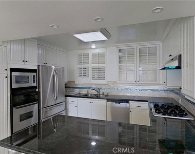 310 Fernando Street Street - Photo Thumbnail 3
