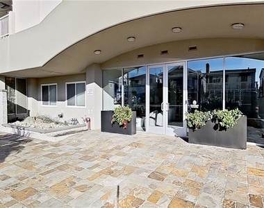310 Fernando Street Street - Photo Thumbnail 24