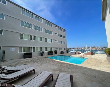 310 Fernando Street Street - Photo Thumbnail 19