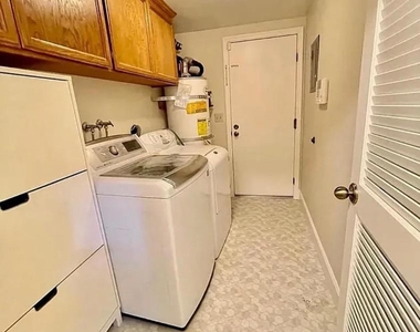 959 La Mesa Terrace - Photo Thumbnail 26