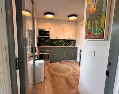 736 Lower Griffith Place - Photo Thumbnail 3