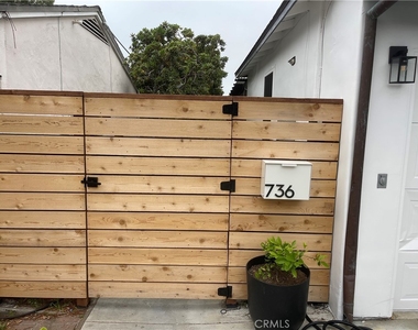 736 Lower Griffith Place - Photo Thumbnail 1