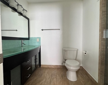 412 Burchett Street - Photo Thumbnail 6
