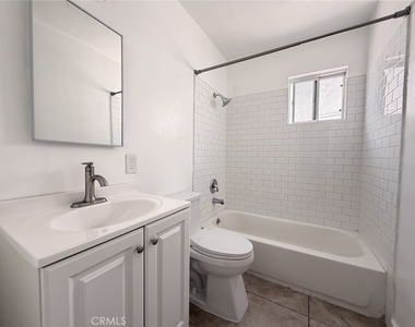 2431 W Beverly - Photo Thumbnail 12