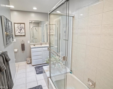 10419 Bloomfield Street - Photo Thumbnail 16