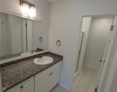 5460 White Oak - Photo Thumbnail 9