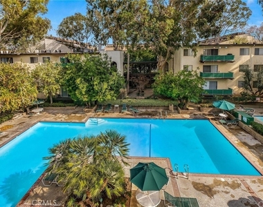5460 White Oak - Photo Thumbnail 21