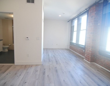 460 S Spring Street - Photo Thumbnail 8