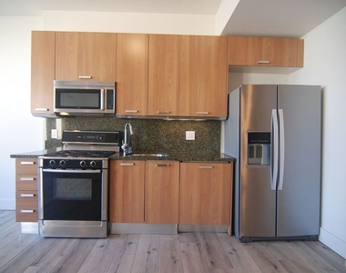 460 S Spring Street - Photo Thumbnail 4
