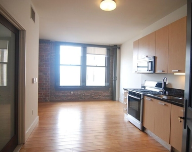 460 S Spring Street - Photo Thumbnail 30