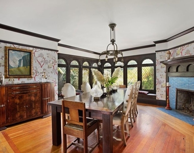 1046 W Kensington Road - Photo Thumbnail 3