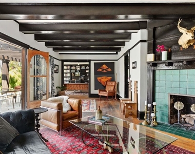 1046 W Kensington Road - Photo Thumbnail 16