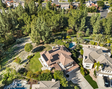 24310 Belford Court - Photo Thumbnail 3