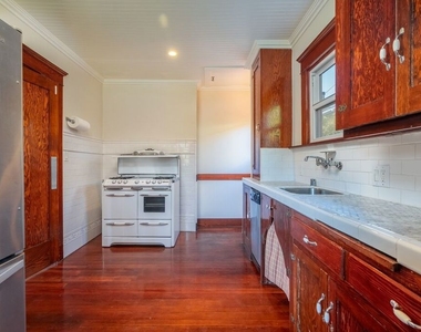 4253 Fountain Avenue - Photo Thumbnail 28