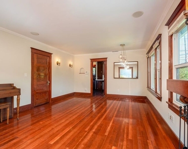 4253 Fountain Avenue - Photo Thumbnail 25