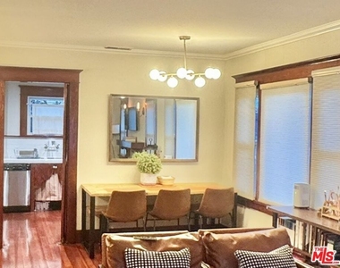 4253 Fountain Avenue - Photo Thumbnail 10