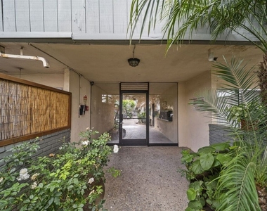 8371 Northgate Avenue - Photo Thumbnail 18