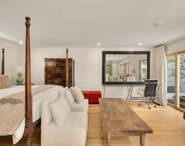 936 Palisades Beach Road - Photo Thumbnail 30