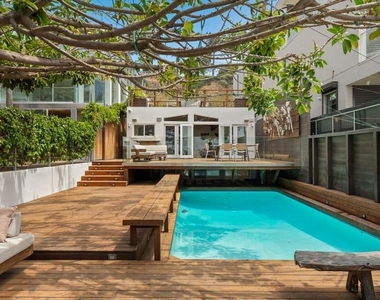 936 Palisades Beach Road - Photo Thumbnail 48